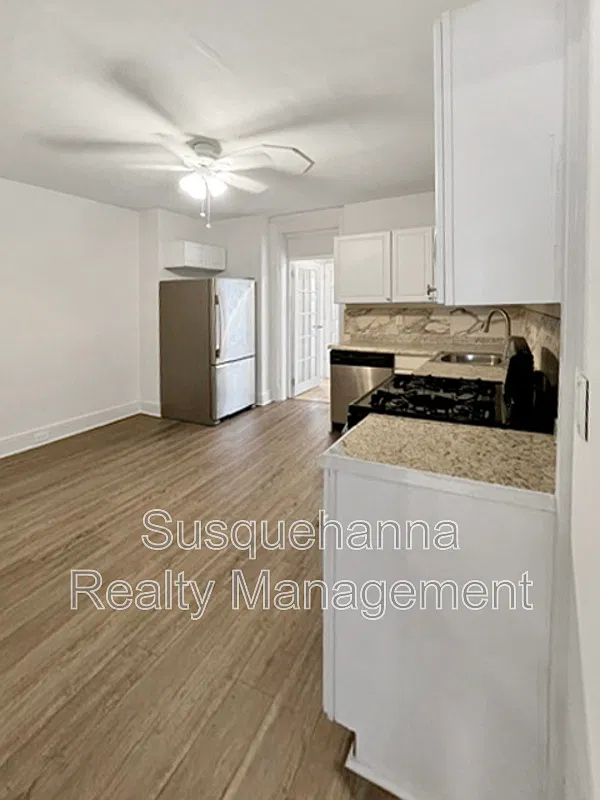 4 bed, 1.5 bath, 1260 sqft, $1,995 — Photo 2