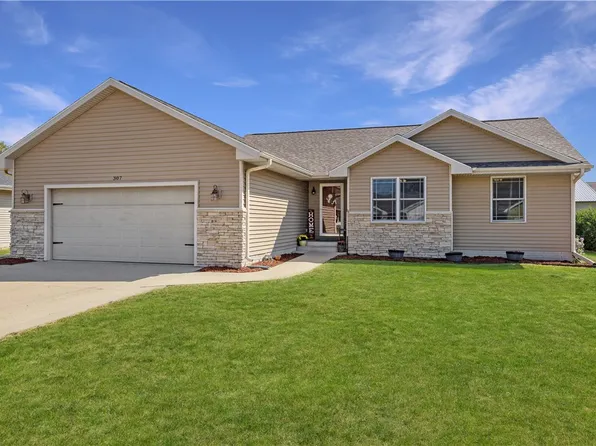 307 N 14th Ave, Winterset, IA 50273
