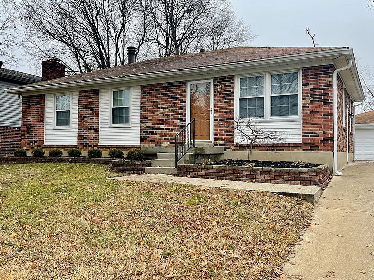 9019 Brandywyne Dr — Photo 1