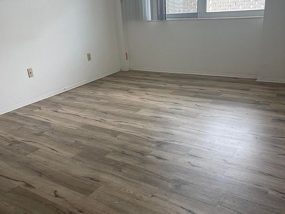 5th image of 2800 N Atlantic Ave APT 108