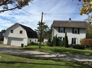 10957 Walnut St, Harmonsburg, PA 16422