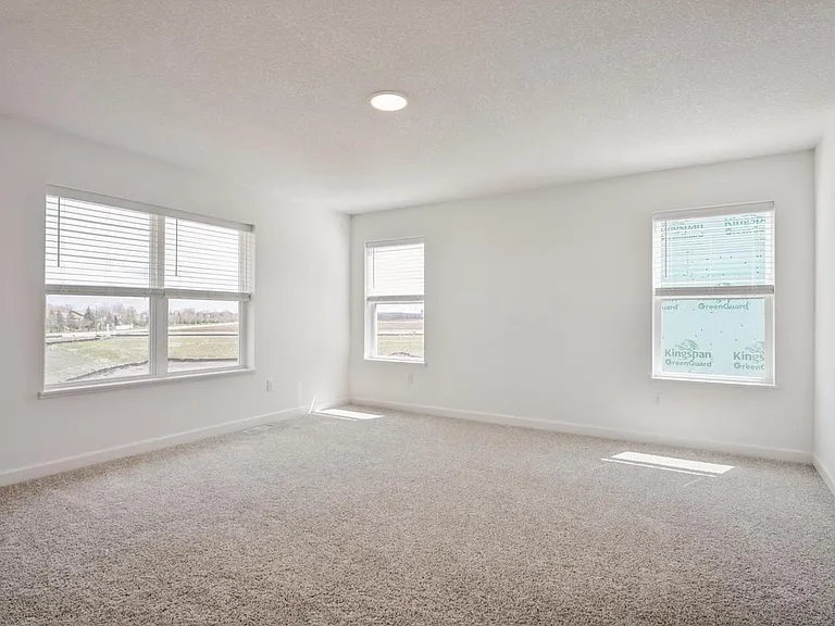 2529 Green Ash Ave — Photo 9