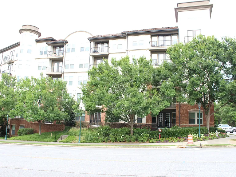 901 Abernathy Rd #2110 — Photo 102