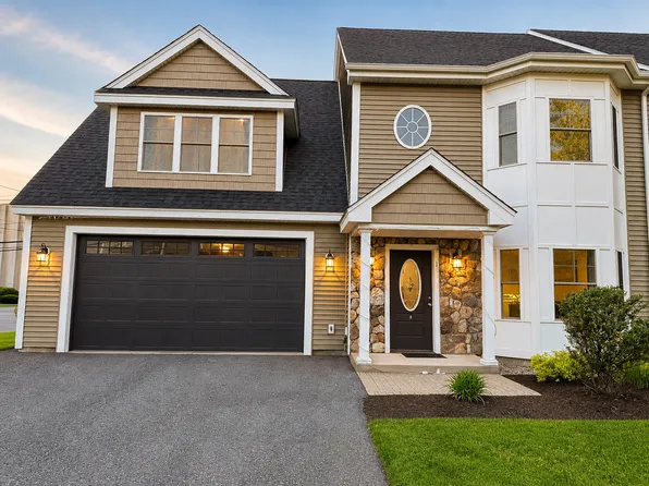 129 Acton St Unit 1, Maynard, MA 01754