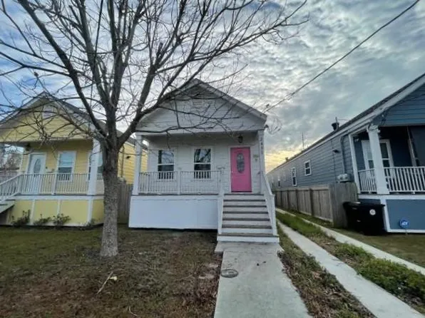 2429 Almonaster Ave, New Orleans, LA 70117