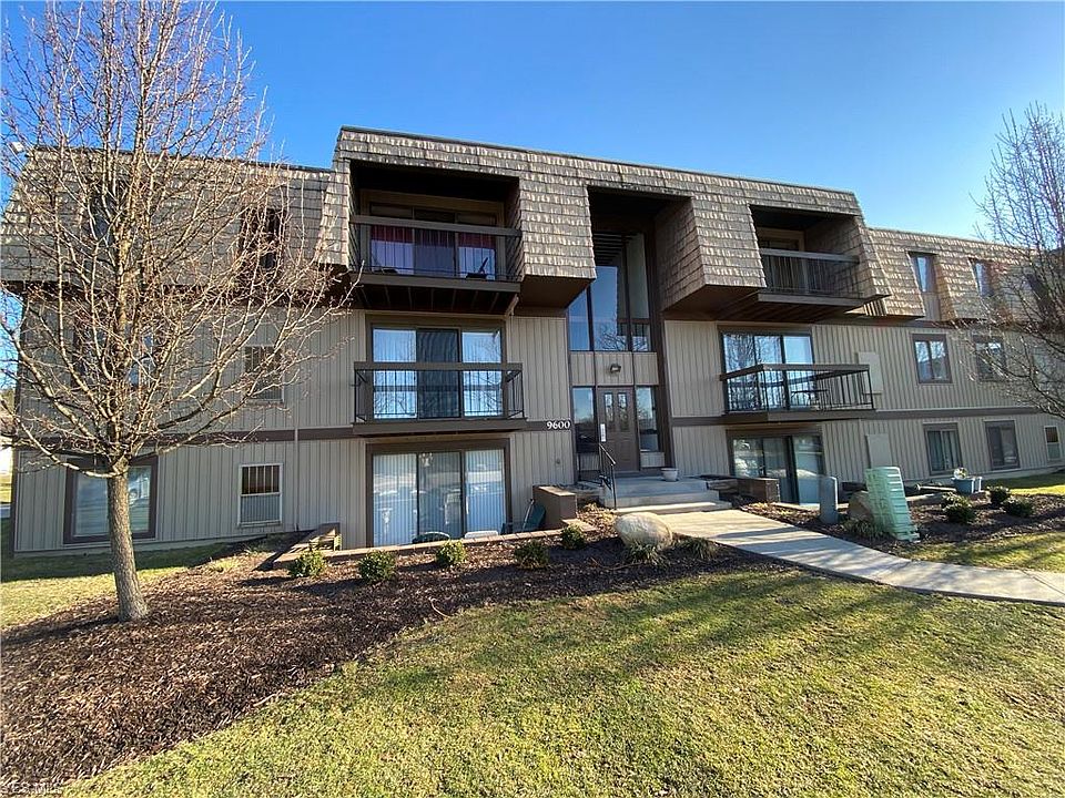1st image of 9600 Cove Dr Unit B1