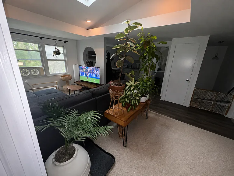 80 E Lakewood St #2 — Photo 7