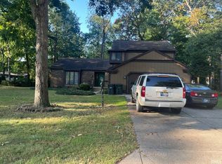 51561 Teasdale Ct, South Bend, IN 46637