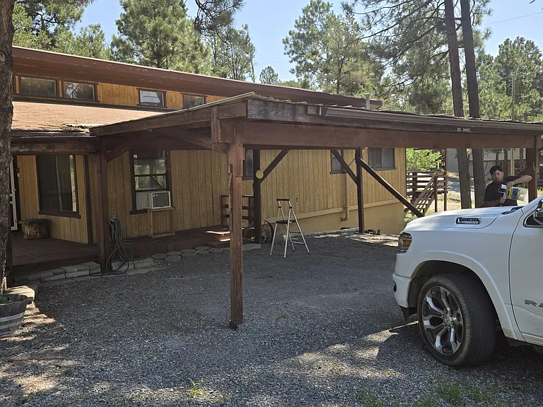 208 Chaves Rd — Photo 3
