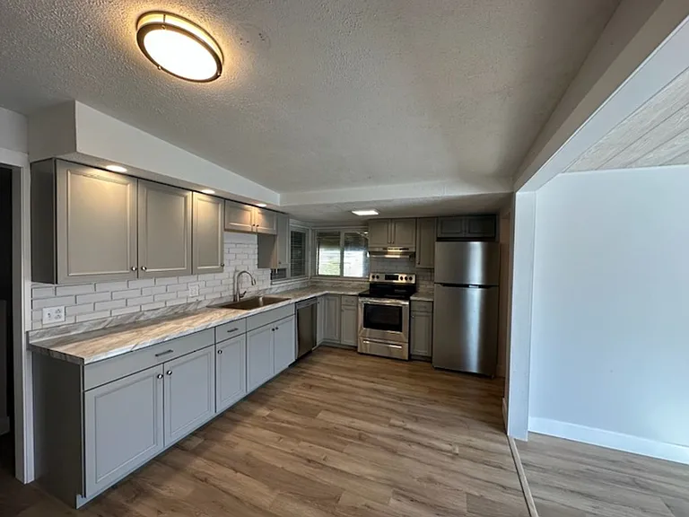 2928 W Lehi Dr — Photo 14