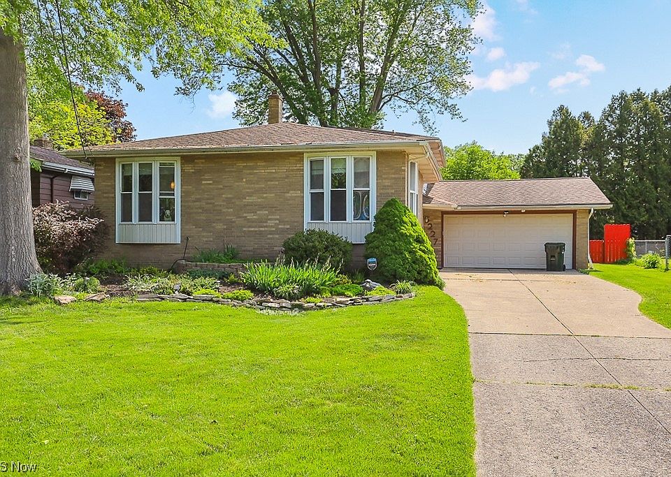 5227 Devon Dr, North Olmsted, OH 44070 Zillow