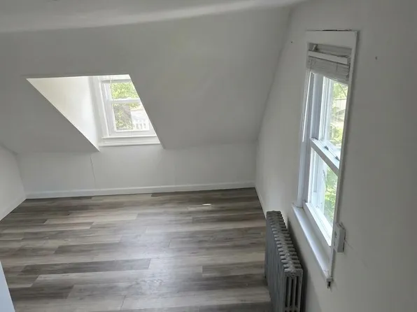 41 Forge St Floor 2, Monroe Township, NJ 08831