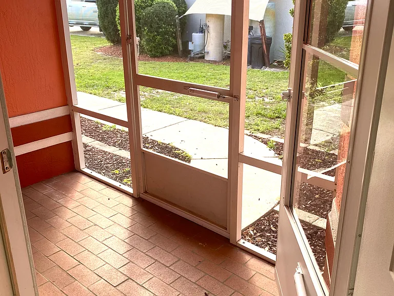 6422 Crystal Beach Rd — Photo 4