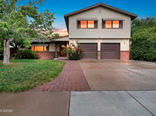 726 Marracco Dr, Sparks, NV 89434