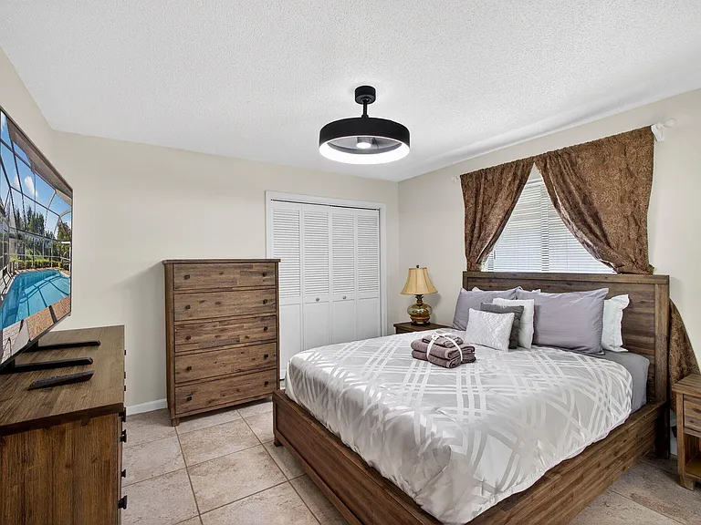 168 Thornton Dr — Photo 30
