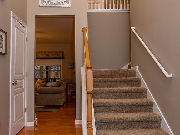 3rd image of 2609 E Clarkway Dr