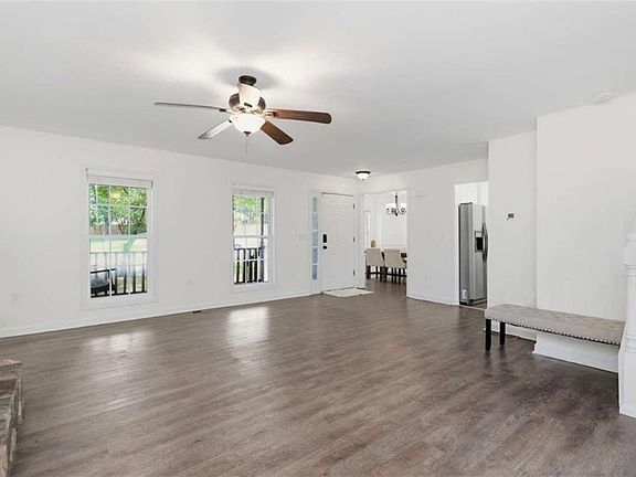 4th image of 1185 Brook Meadow Ct