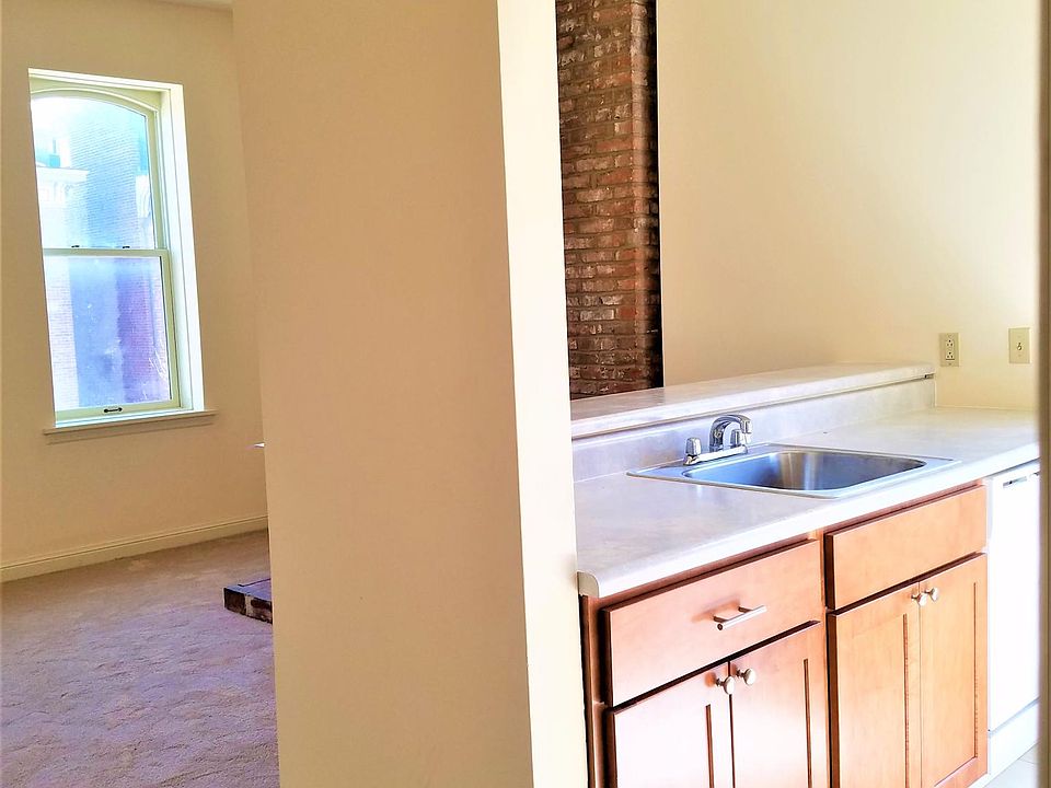 1st image of 2331 S 7th St #B