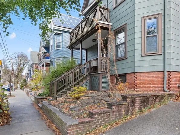 17 Willow Ave #2, Somerville, MA 02144