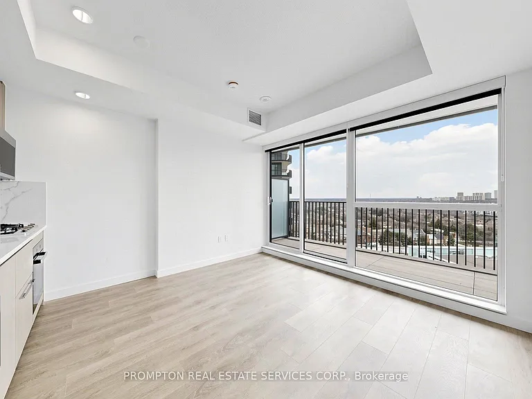 18 Esther Shiner Blvd #2006 — Photo 26