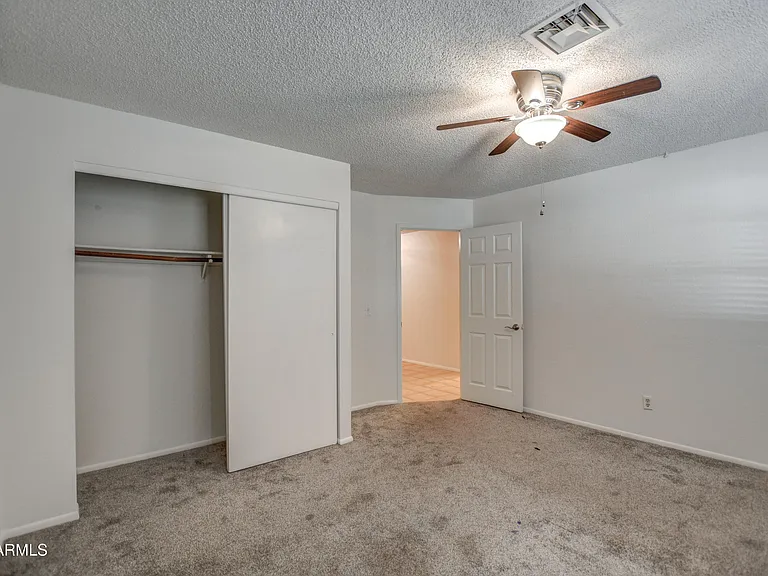 815 E Calle Del Norte — Photo 25