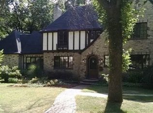 816 Overlook Rd, Rockford, IL 61107