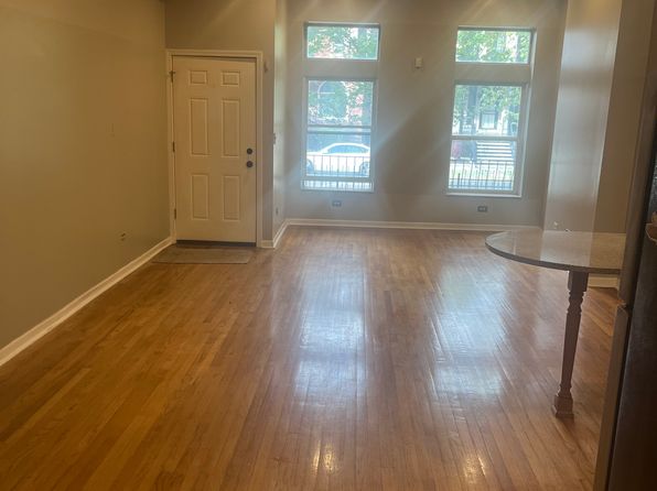 4562 S Lake Park Ave #1