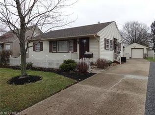 735 3rd St SW, New Philadelphia, OH 44663
