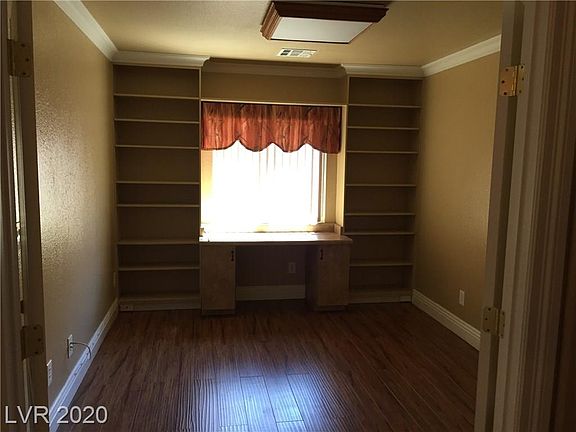 5th image of 3320 Amish Ave