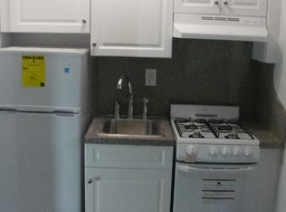 330 W 55th St APT 1A, New York, NY 10019