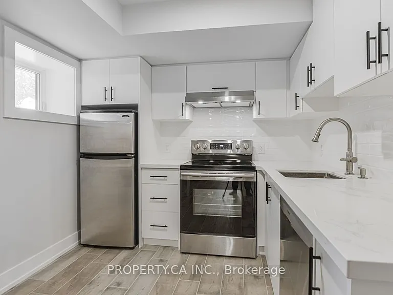 55 Glenshaw Cres #BASEMENT — Photo 4
