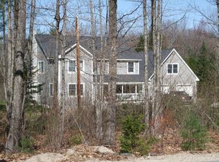 25 Fish St, Fryeburg, ME 04037