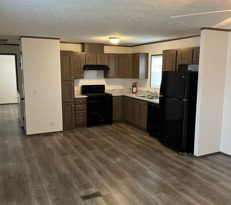 Buena Vista Estates 17330 Honor Hwy Interlochen MI Zillow