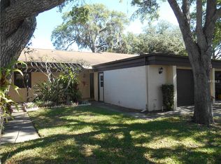 2603 Oak Cir, Tarpon Springs, FL 34689