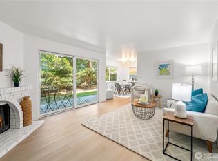 12504 NE 142nd Ln APT C102, Kirkland, WA 98034