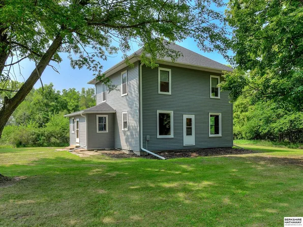 2421 County Road J, Hooper, NE 68031