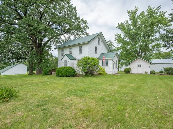 1467 McKinley St, Saint Charles, IA 50240