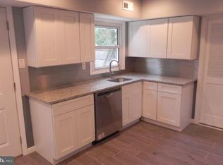 37 Peachfield Ln, Willingboro, NJ