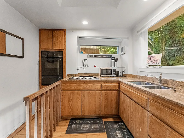 1724 La Vereda Rd — Photo 23
