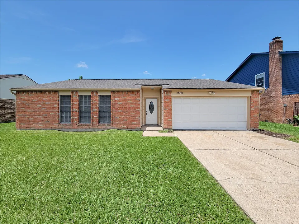 8530 Quail Burg Ln