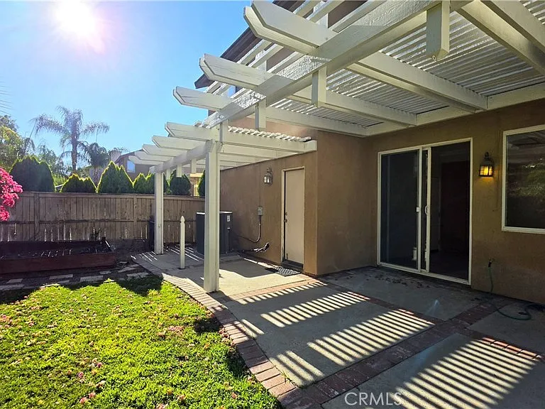 324 Lydia Ln — Photo 27