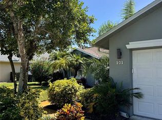 101 Colechester Ln, Palm Coast, FL 32137