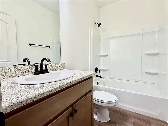 44236 Joe Louis Dr — Photo 13