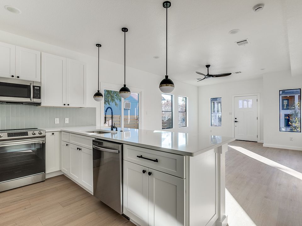1st image of 510 S Olive St #2