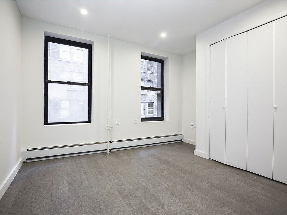 1st image of 314 W 39th St APT 3E