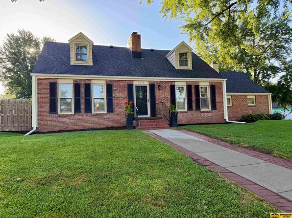 1212 Jane Way, Beatrice, NE 68310