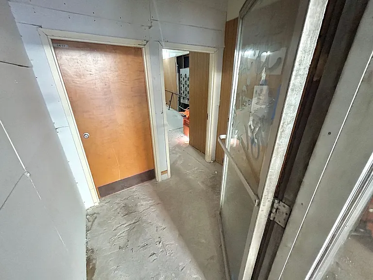 105 Bank St — Photo 9