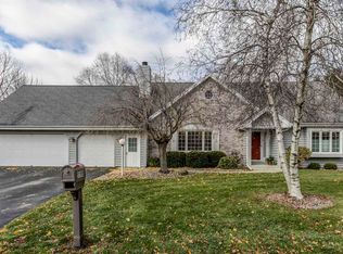 5300 Santa Anita Dr, Racine, WI 53402