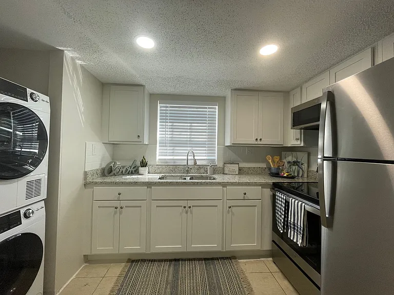 1223 Pamela St — Photo 19