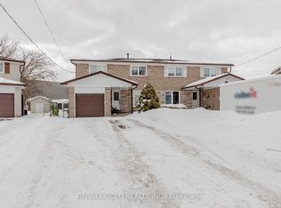 95 Fontainbleau Dr, Toronto, ON M2M1P1